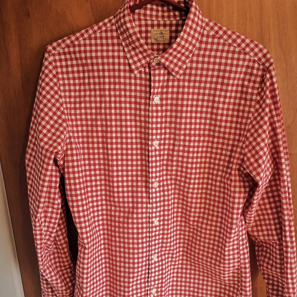 JCrew Men's Button Down Red Gingham Shirt, Small